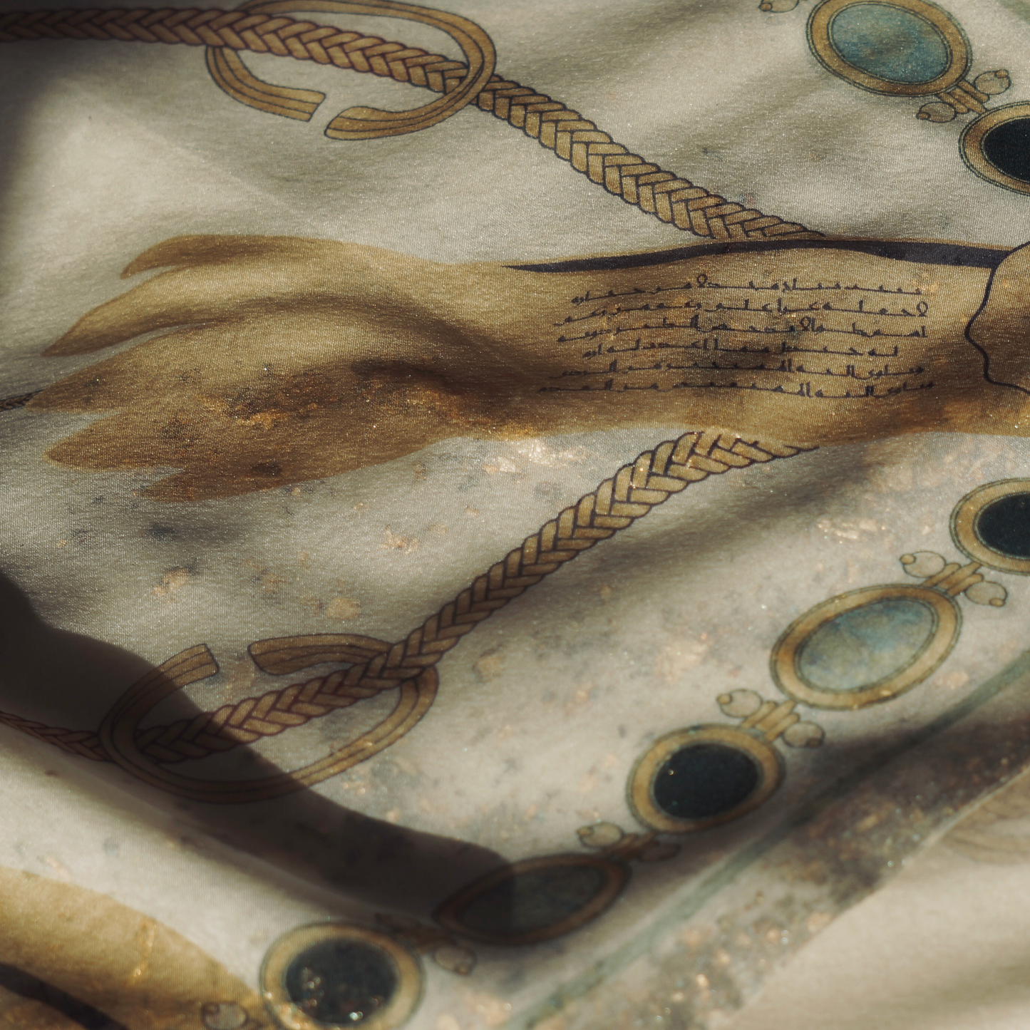 THAJ SCARF